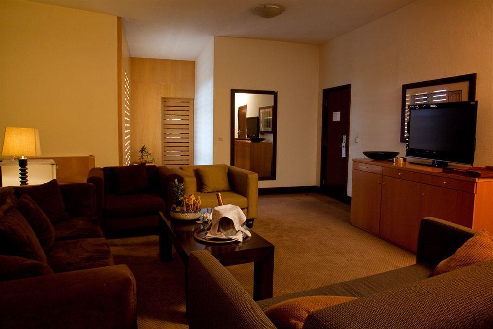 Marasa Umubano Hotel Kigali Ngoại thất bức ảnh