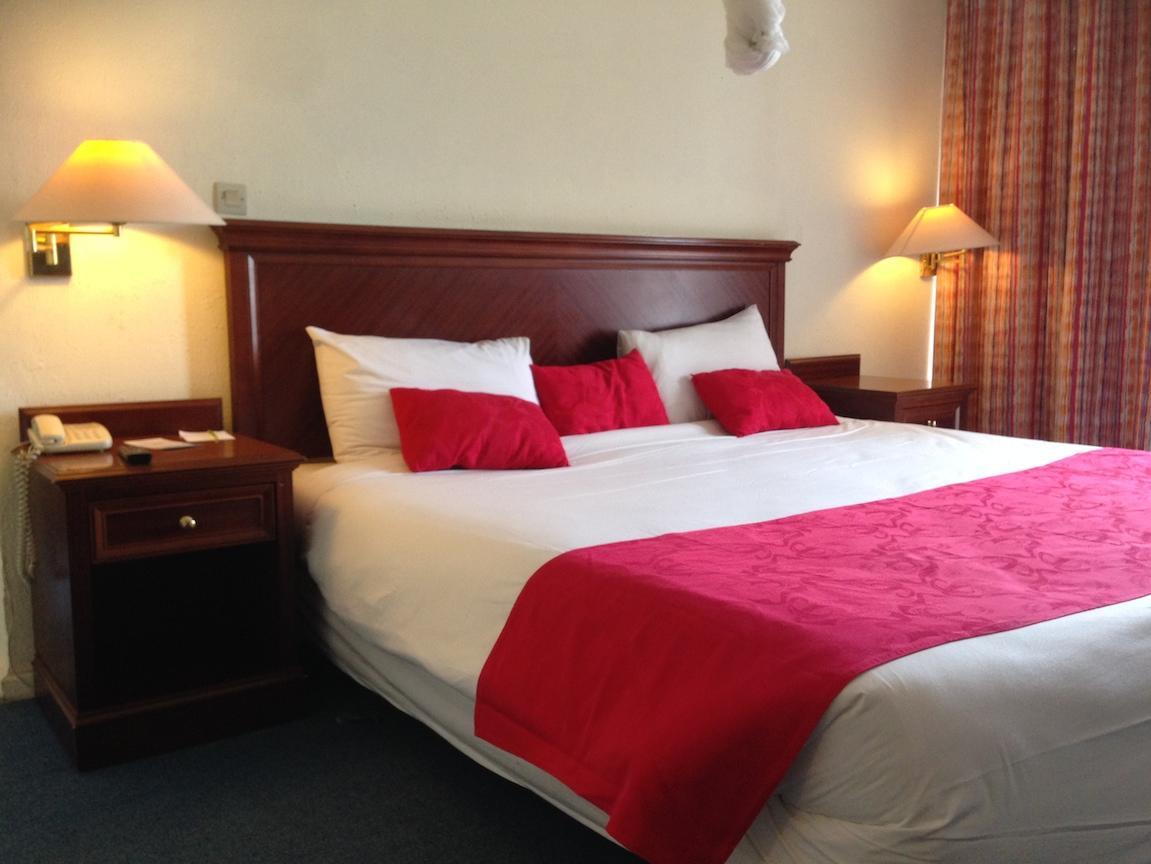 Marasa Umubano Hotel Kigali Ngoại thất bức ảnh