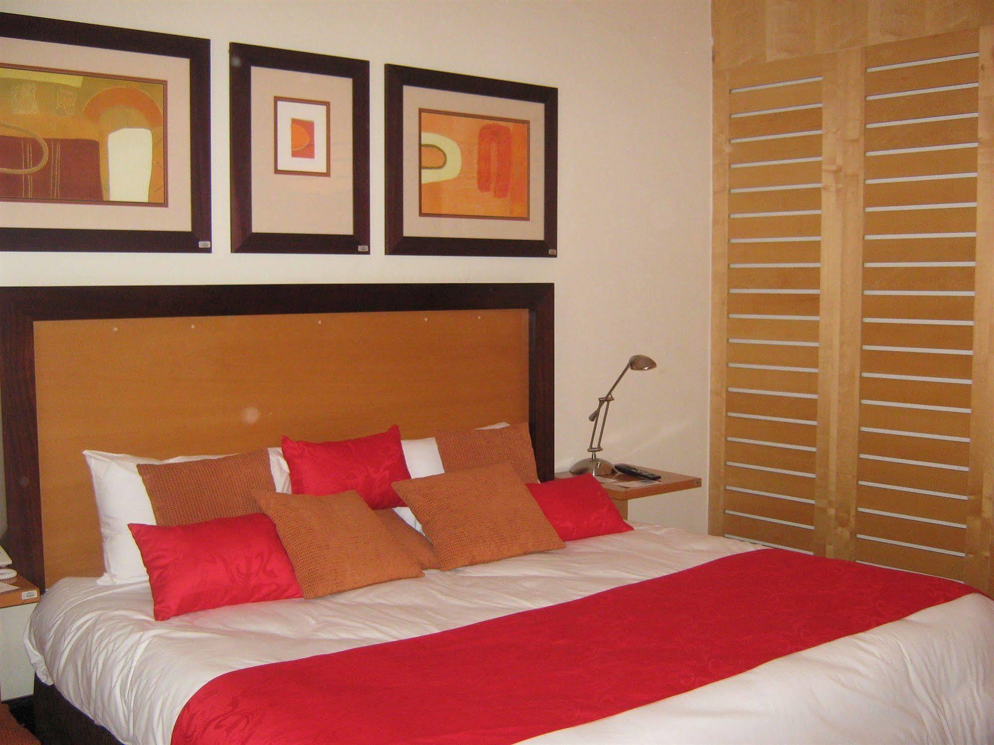 Marasa Umubano Hotel Kigali Ngoại thất bức ảnh