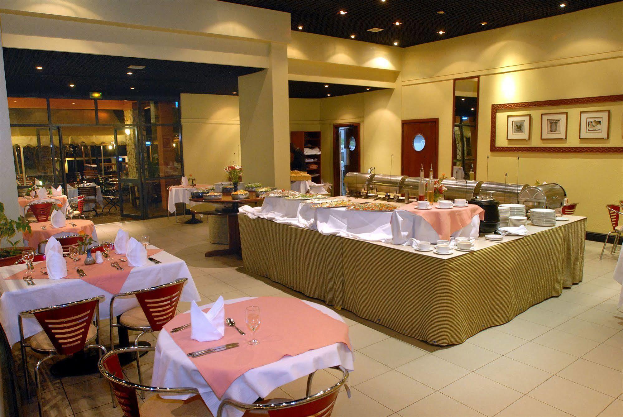 Marasa Umubano Hotel Kigali Ngoại thất bức ảnh